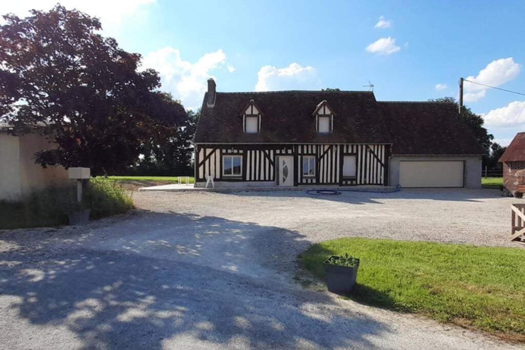 Maison En Colombage Renovee La Fontenelle  Экстерьер фото