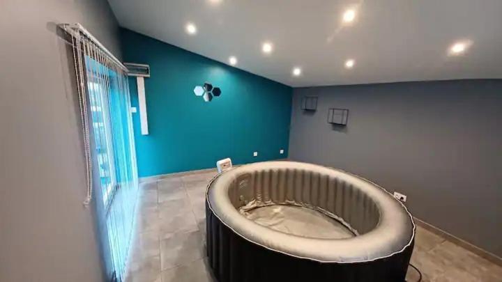 Maison En Colombage Renovee La Fontenelle  Экстерьер фото